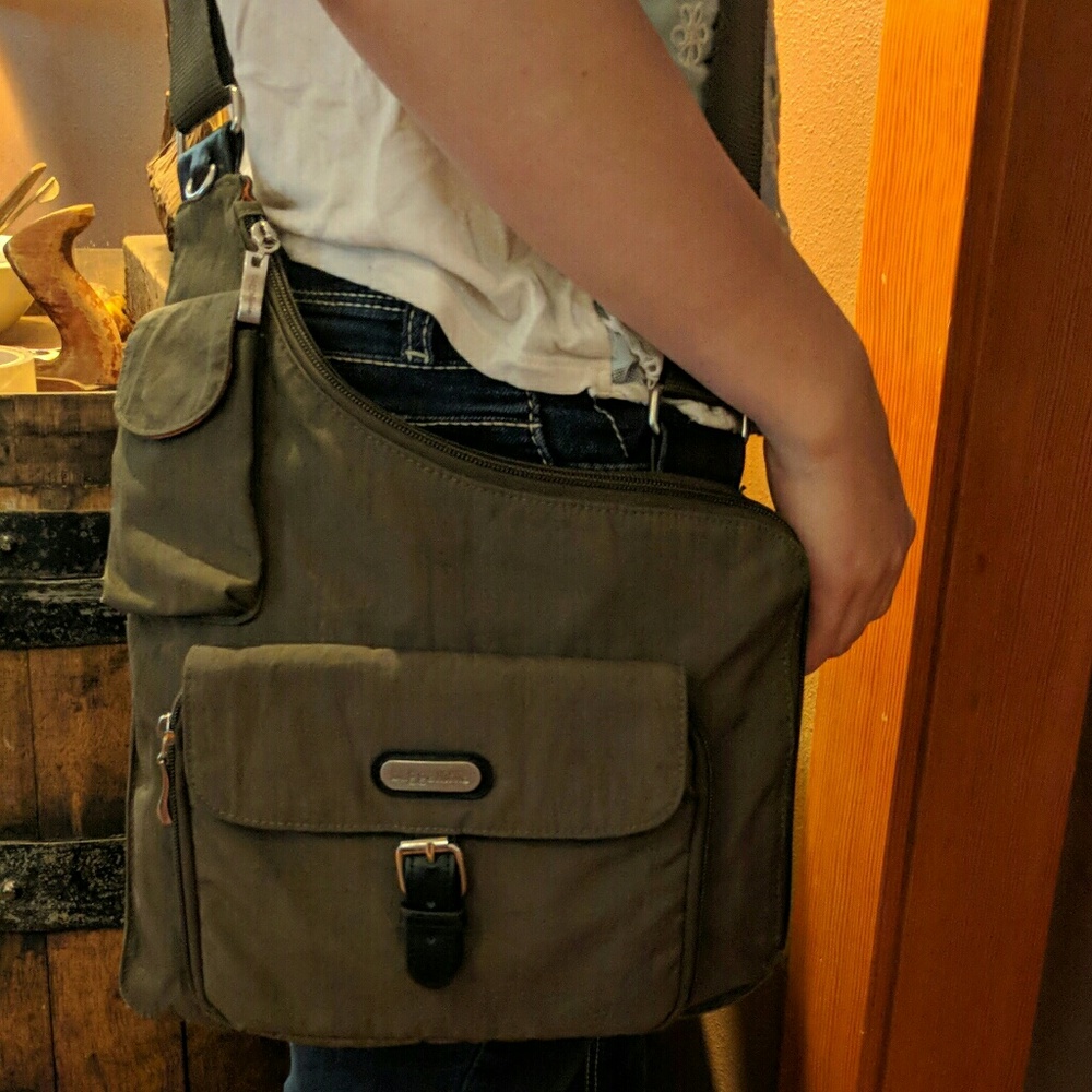 Crossbody bag